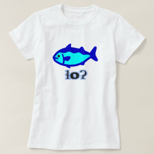 Text in Tsetsaut: ɬ oʔ und ein blauer Fisch T-Shirt