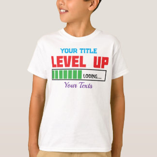 Text 'Level Up' mit grünem Ladefortschritt T-Shirt