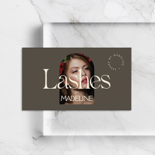 Text von Chic Lashes Elfenbein/Braun Visitenkarte