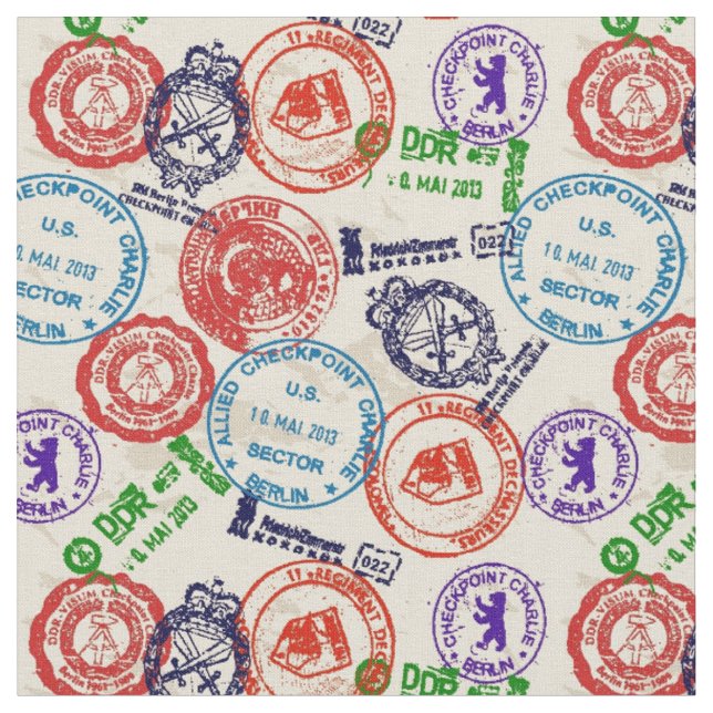 Textur mit echten Briefmarken. Stoff (Nahaufnahme)