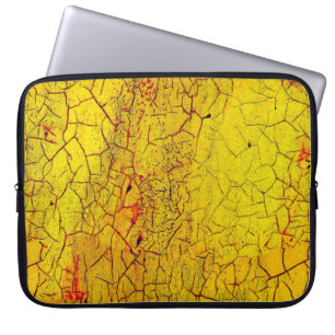 Textur von alter gelber Farbe gerissenabstract,gea Laptopschutzhülle