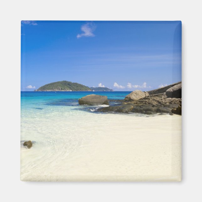 Thailand, Andaman Sea. Ko Miang Island Ähnan Magnet (Vorne)
