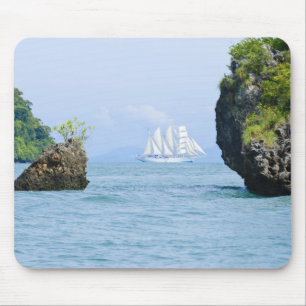Thailand, Andaman Sea. Star Fyer Clipper Schiff 2 Mousepad
