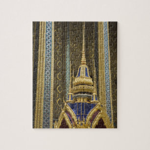 Thailand, Bangkok. Details der aufwendig verzierte Puzzle