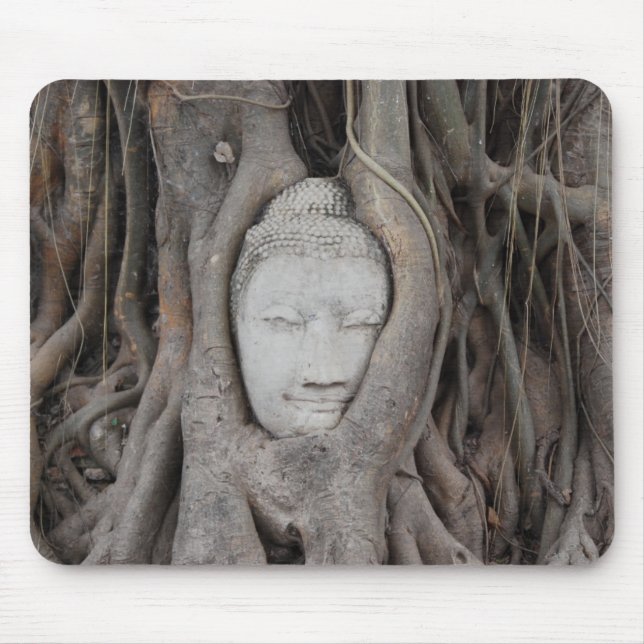 Thailand Leiter von Buddha, umgeben von Bäumen Mousepad (Vorne)