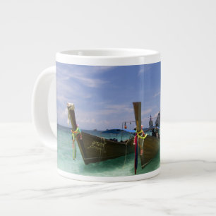 Thailand, Phi Phi Don Insel, Yong Kasem Strand, Jumbo-Tasse