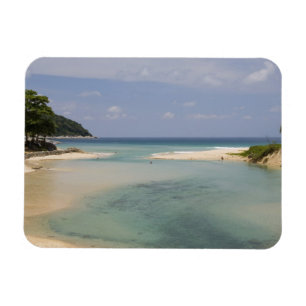 Thailand, Phuket, Nai Harn Strand. Magnet