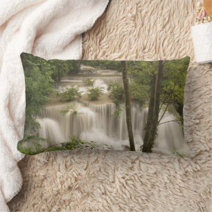 Thailand, Wasserfall Huai Mae Khamin Lendenkissen
