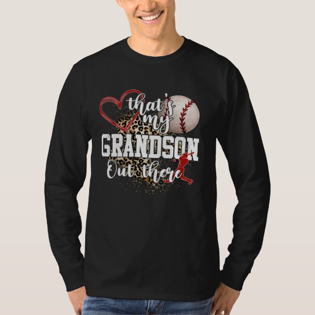 That's My Grandson Out There Baseball Grandma Moth T-Shirt (Vorderseite)