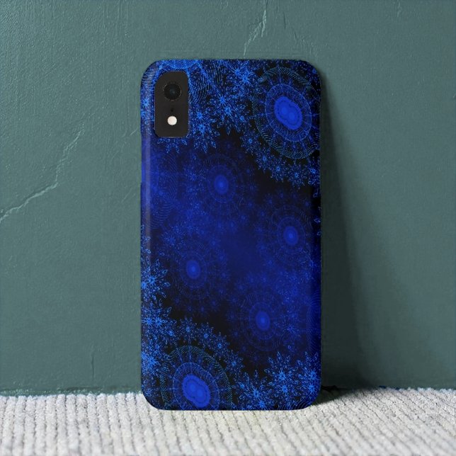 The Berry Blue Sparkling Floral art Case-Mate iPhone Hülle (Von Creator hochgeladen)