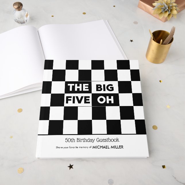 The Big 5 Oh Black White Checkered 50th Birthday Gästebuch (Vorderseite offen)