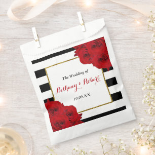 The Chic Modern Luxe Wedding Collection - Rote Ros Geschenktütchen