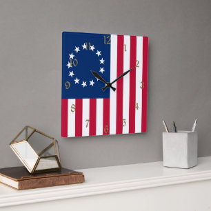 The Circle of Stars, American Flag by Betsy Ross Quadratische Wanduhr