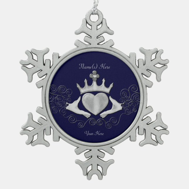 The Claddagh (Silver) Schneeflocken Zinn-Ornament (Vorderseite)