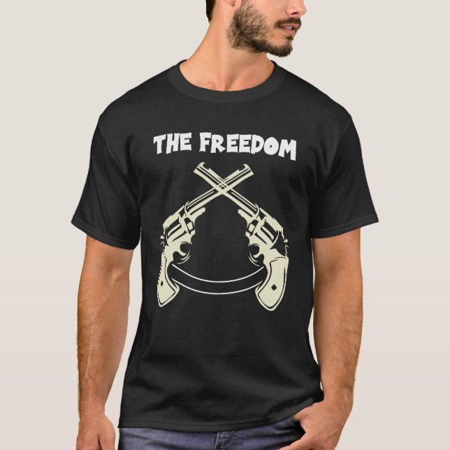 The Freedom Crossed Revolvers Graphic Design T-Shirt (Vorderseite)