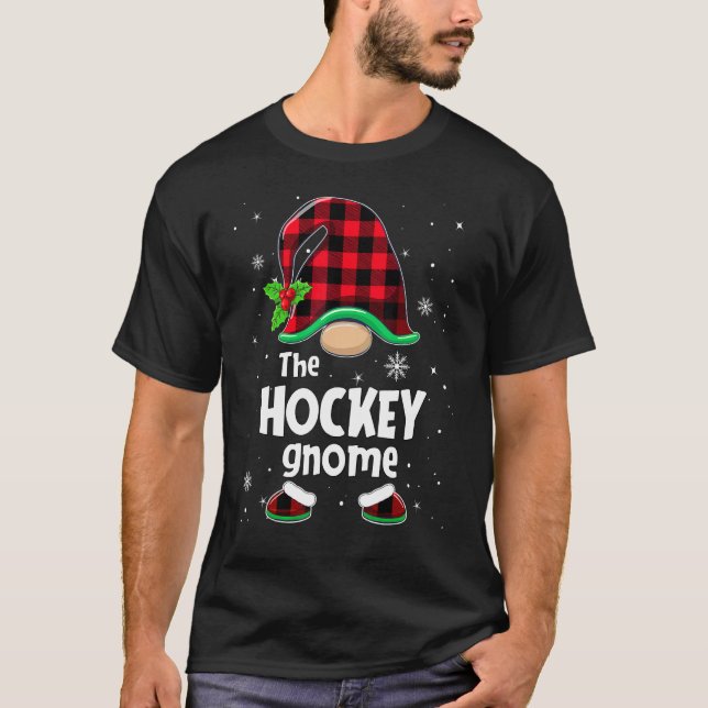 The Hockey Gnome Buffalo Plaid Christmas Matching  T-Shirt (Vorderseite)