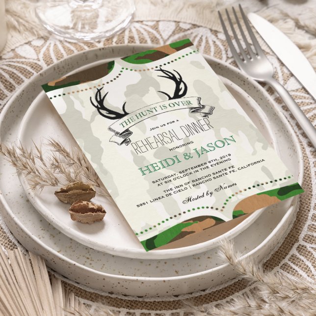 "The Hunt is Over" Rustikale Camouflage Probe Dinn Einladung (Von Creator hochgeladen)