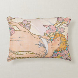 The Iris (1897) von Alphonse Mucha Dekokissen