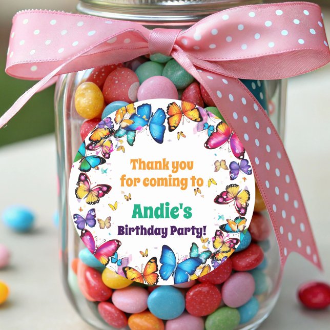 The Joy of Butterflies Birthday Party Runder Aufkleber (Von Creator hochgeladen)