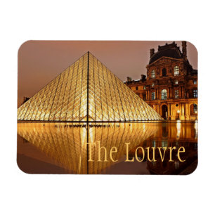 The Louvre Museum at Night, Paris, Frankreich Magnet