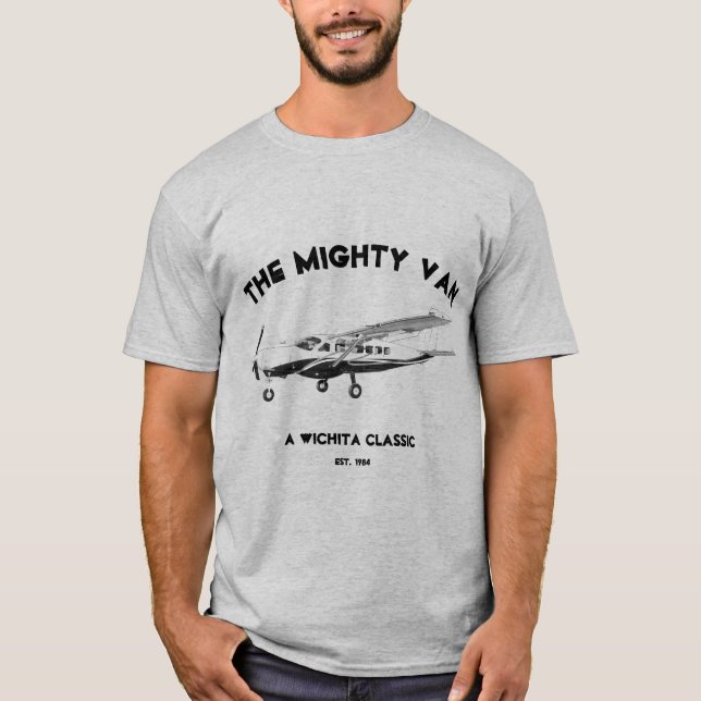 The Mighty Cessna 208 Caravan T Shirt (Vorderseite)