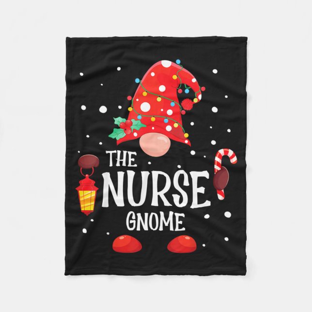 The Nurse Gnome Matching Family Christmas Gnome Pa Fleecedecke (Vorderseite)