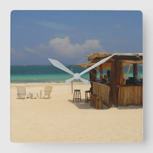 The Perfect Beach Bar Quadratische Wanduhr