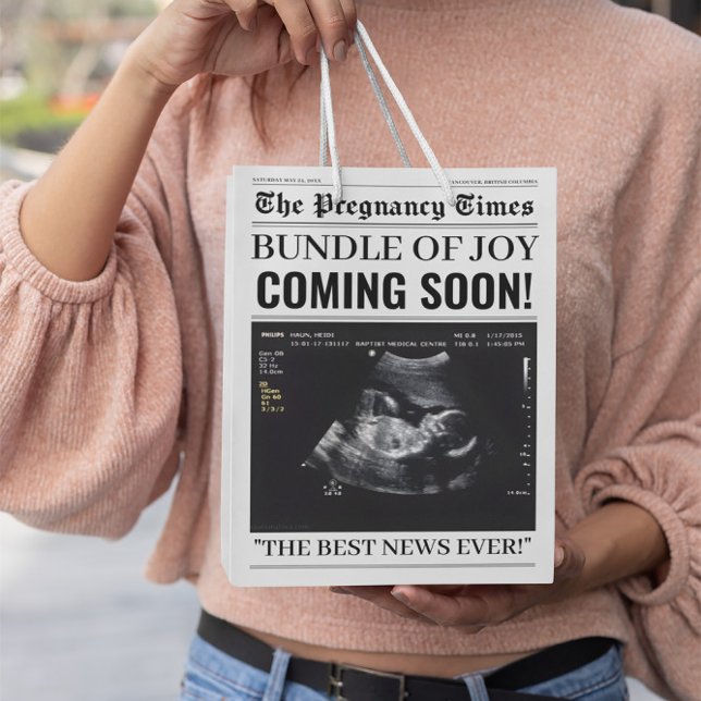 The Pregnancy Times Newspaper Custom Baby Photo Mittlere Geschenktüte (Von Creator hochgeladen)