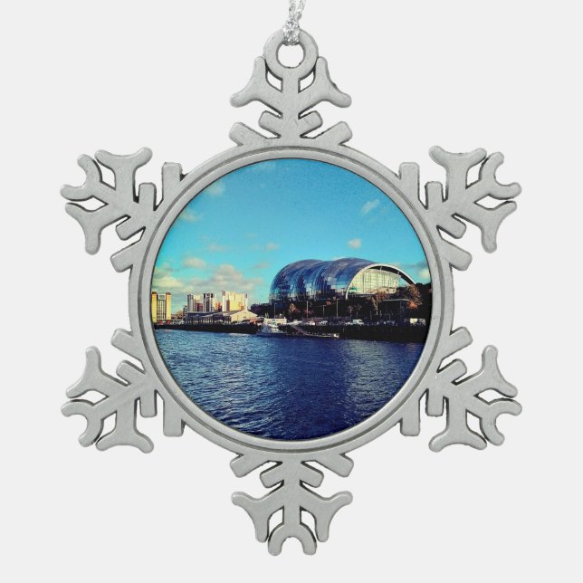The Quayside Schneeflocken Zinn-Ornament (Vorderseite)
