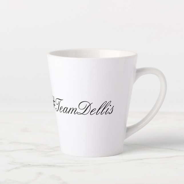 The Revolutionary Author #TeamDellis Tasse (Rechts)