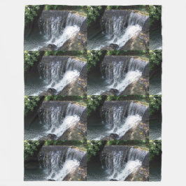 The River Falls Blanket Fleecedecke
