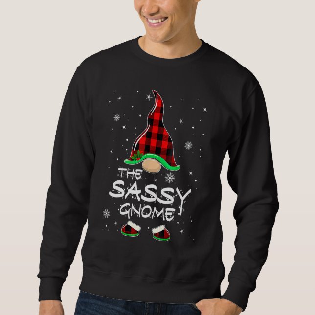 The Sassy Gnome Red Buffalo Plaid Christmas Pajama Sweatshirt (Vorderseite)