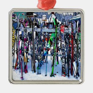 The Ski Party - Skis and Poles Ornament Aus Metall