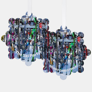 The Ski Party - Skis and Poles Ornament Karte