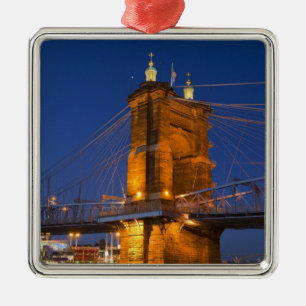 The skyline of Cincinnati, Ohio, USA at dusk Ornament Aus Metall