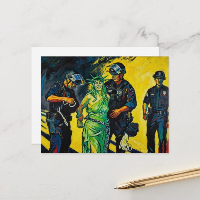The Statue of Liberty Gets Arrested Postcard Postkarte (Vorderseite/Rückseite Beispiel)