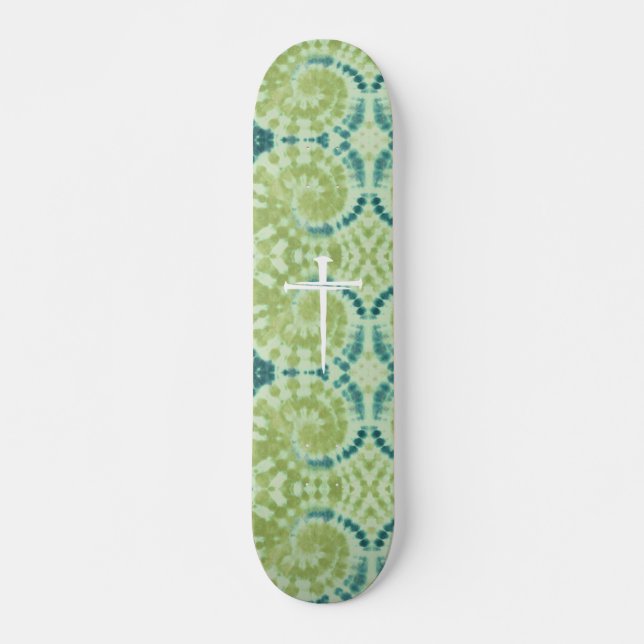 The Three Nails Cross Green Tie Die Christian Skateboard (Vorne)