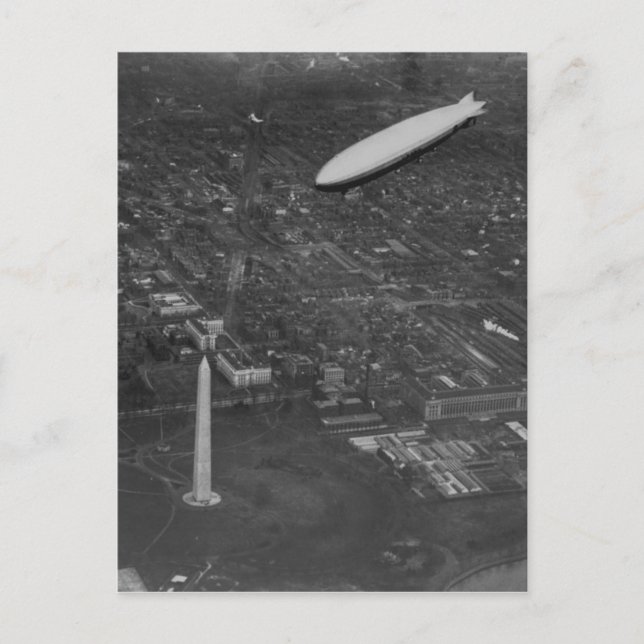 The US Airship 'USS Los Angeles' ZR3 flying over Postkarte (Vorderseite)
