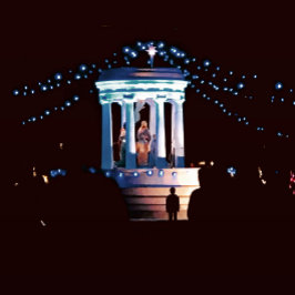 The Wonder of Christmas Pillow Kissen