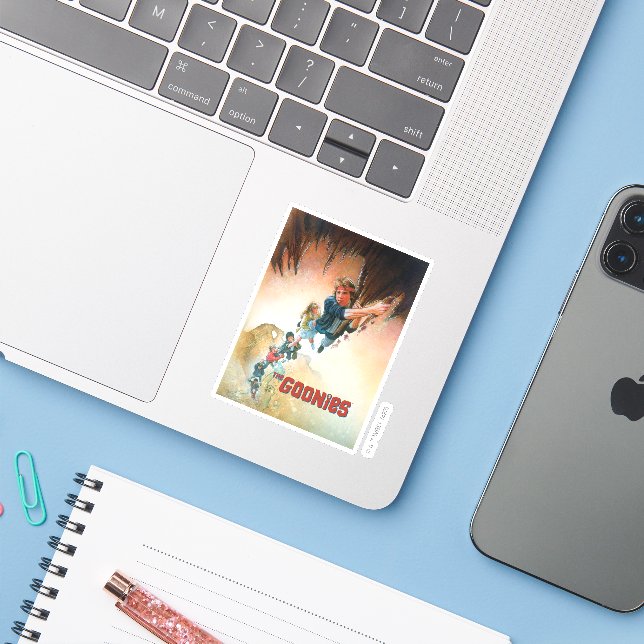 Theatrische Kunst in der Goonies Höhle Aufkleber (Laptop mit iPhone)