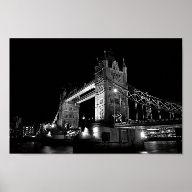 Themse und Tower Bridge bei Nacht Poster (Vorne)