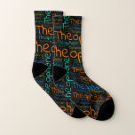 Theophan Socken<br><div class="desc">Theophan. Zeigen und tragen Sie diesen beliebten schönen männlichen Vornamen, der als bunte Wortwolke aus horizontaler und vertikaler, kursiver Handschrift in verschiedenen Größen und bezaubernden frischen Farben entworfen wurde. Tragen Sie Ihren positiven französischen Namen oder zeigen Sie der Welt, wen Sie Liebe oder Verehrung. Mit diesem Soft-Text-Kunstwerk zu vereinen ist...</div>