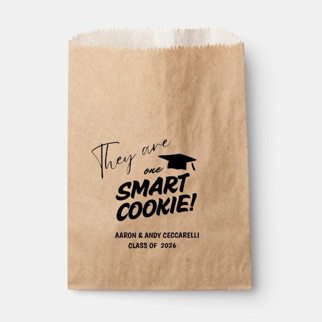 THEY are One Smart Cookie Graduation  Geschenktütchen (Vorderseite)