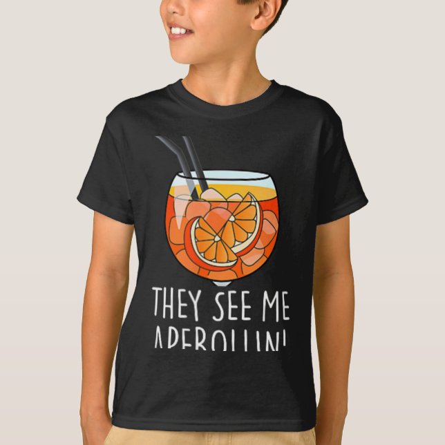 They See Me Aperollin' X New Holy Aperoli Club Edi T-Shirt (Vorderseite)