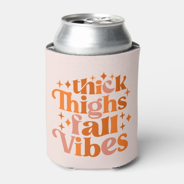 Thick Thighs Fall Vibes Dosenkühler (Kanne Vorderseite)