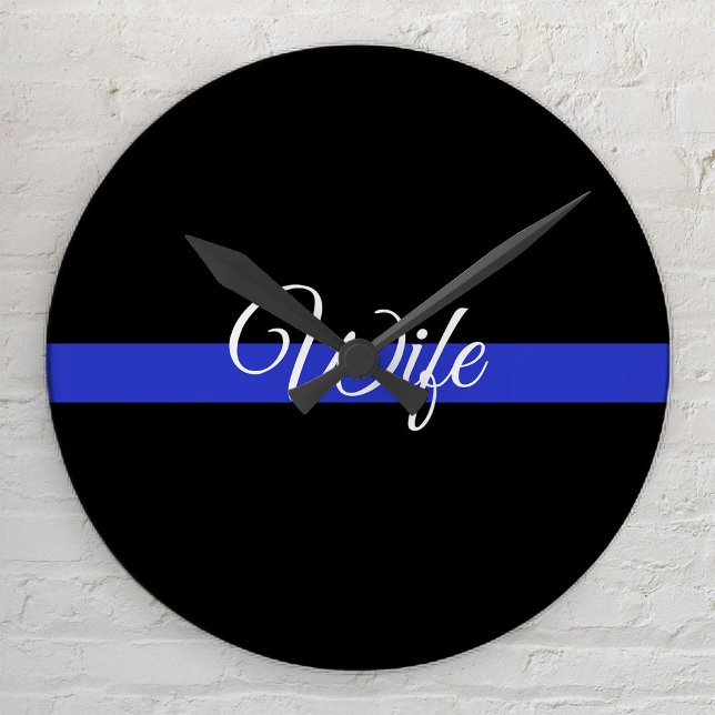 Thin Blue Line: Polizeiliche Ehefrau Runde Wanduhr (Von Creator hochgeladen)