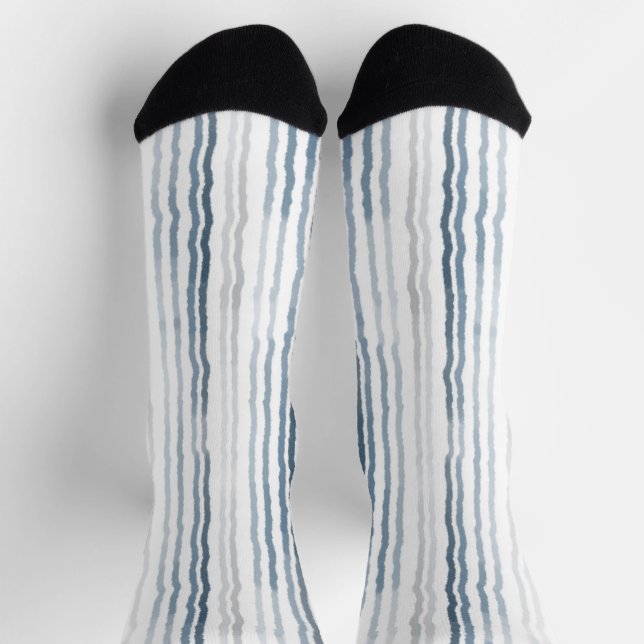 Thin Watercolor Stripes, Slate Blue, Gray on White Socken (Oben)