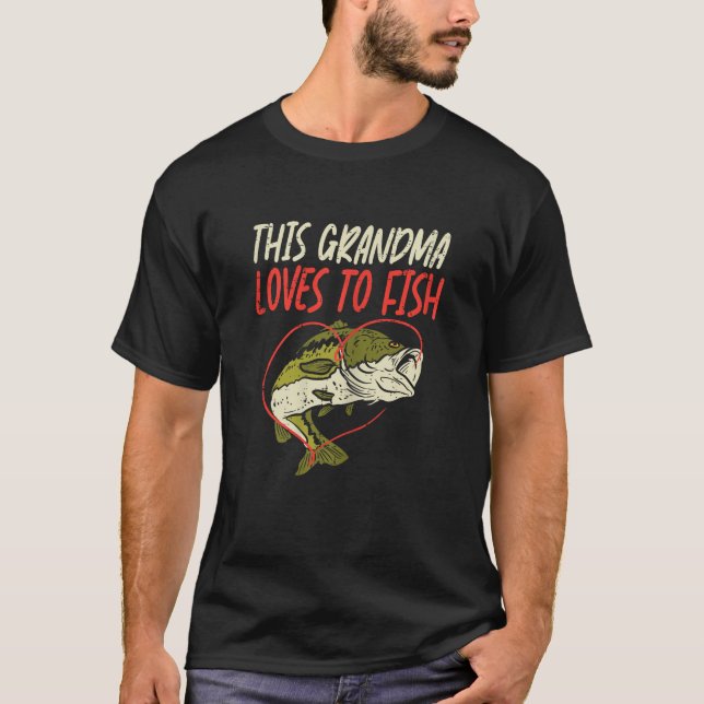 This Grandma Loves To Fish Bass Fishing Family Mat T-Shirt (Vorderseite)