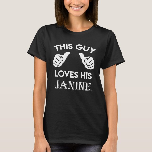 This guy loves his JANINE  valentine heart belongs T-Shirt (Vorderseite)
