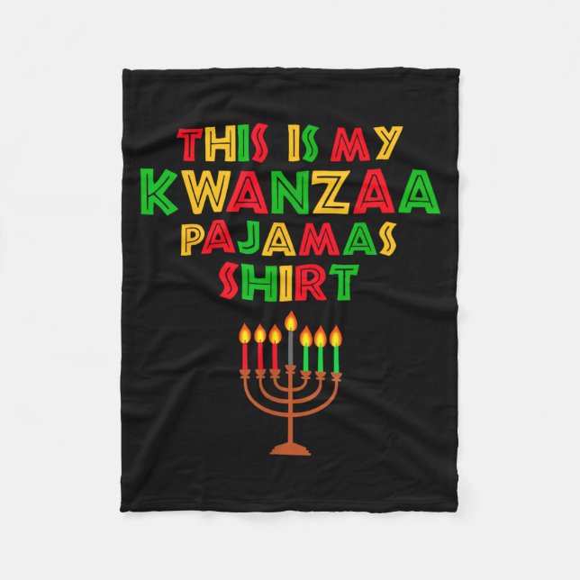 This Is My Kwanzaa Pajamas Seven Principles Candle Fleecedecke (Vorderseite)